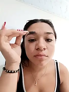 -VICKKY online show from December 15, 1:38 pm