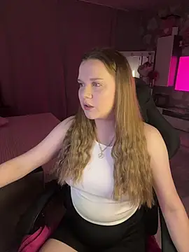 Lexi noah online show from June 19, 8:45 pm