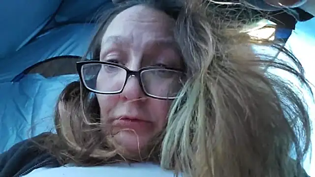 ILUV2TUCHMYKITTY online show from February 15, 7:24 pm