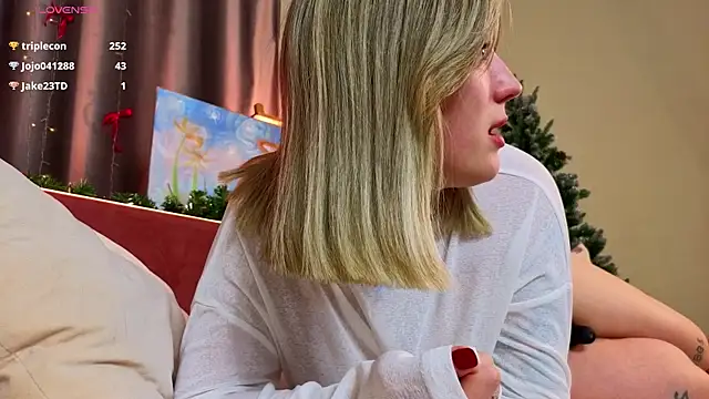 JessRosen online show from January 10, 4:39 am