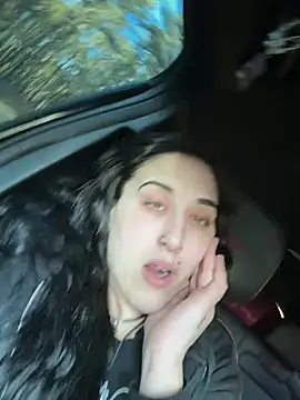 ThicBunz online show from March 18, 9:09 pm