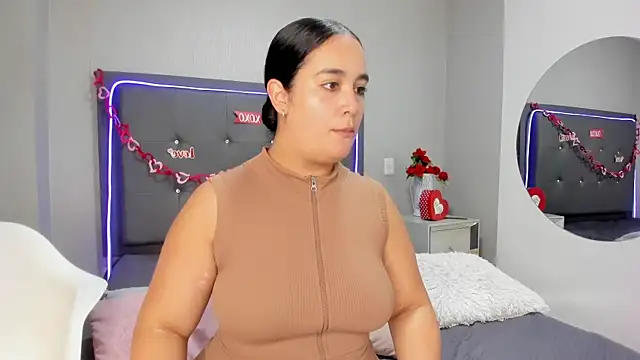 emma lye online show from April 11, 8:56 pm