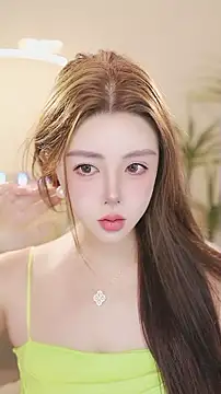 Qiaoqiao  online show from June 16, 4:08 pm