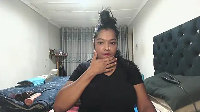 Indianmayaxoxo online show from March 14, 4:41 pm