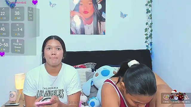 sara mendez2 online show from April 15, 12:33 am