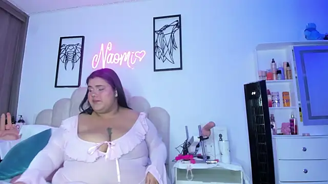 NaomiAsha online show from April 12, 8:44 pm