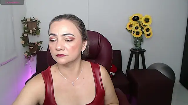 Ghada milf online show from March 20, 10:25 pm