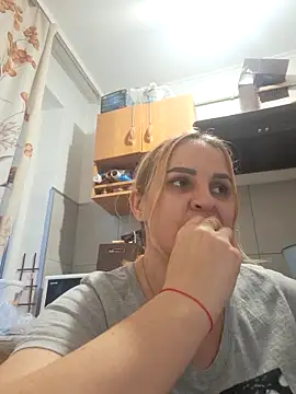 Malichkaanna30 online show from December 18, 2:22 pm