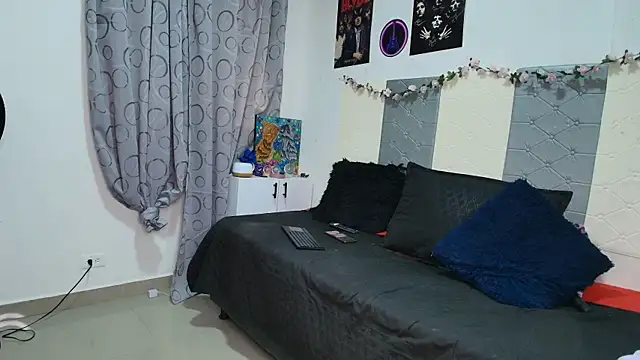 scarlett  morgan online show from March 26, 3:14 pm