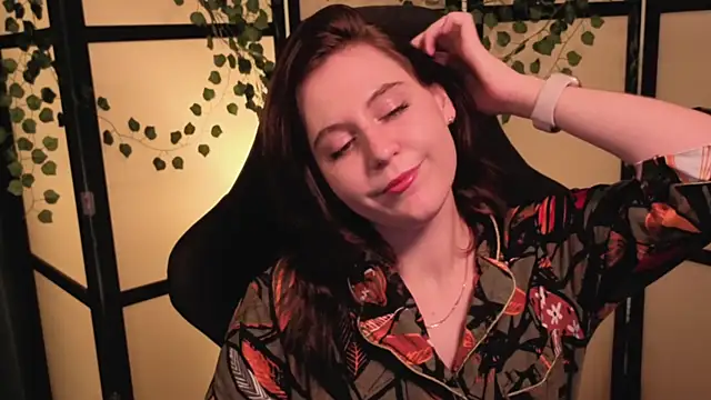 Diana Flower online show from January 8, 2:43 pm