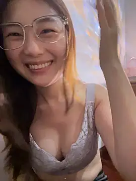 Sweet-Angel999 online show from August 5, 8:48 pm