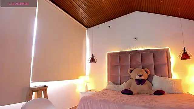 Melody Ds online show from September 30, 9:41 pm