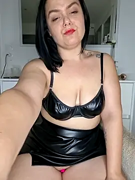 Xladycharme online show from March 9, 2:15 am