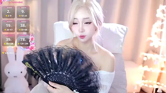 yinshuiwa1213 online show from October 23, 3:18 pm