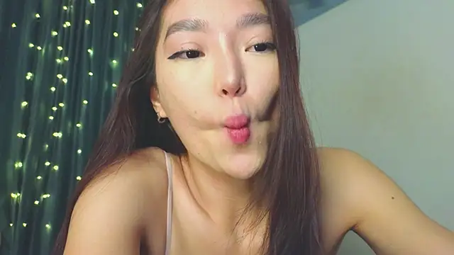 AudreyMell online show from March 20, 2:11 pm