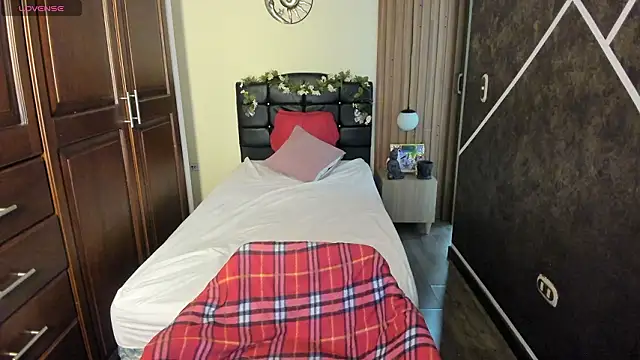 SexyNaf online show from February 2, 7:13 pm