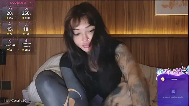 Coralie20  online show from April 19, 7:19 am