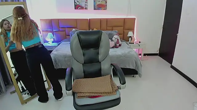 Tamy edwards online show from March 27, 7:58 pm