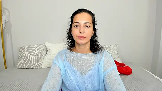 Linda Insatiable online show from June 19, 1:32 am