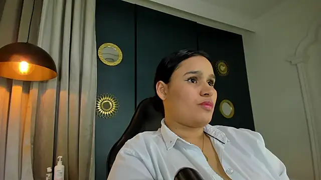 lia sexx19 online show from April 9, 6:52 am