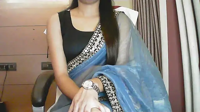 collage hoty online show from January 16, 2:18 am