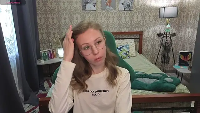 Lill Mary online show from March 5, 3:46 am