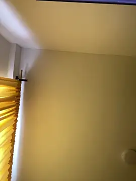 baby lizy online show from April 1, 8:39 pm