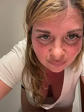 Lombada online show from April 5, 9:58 pm