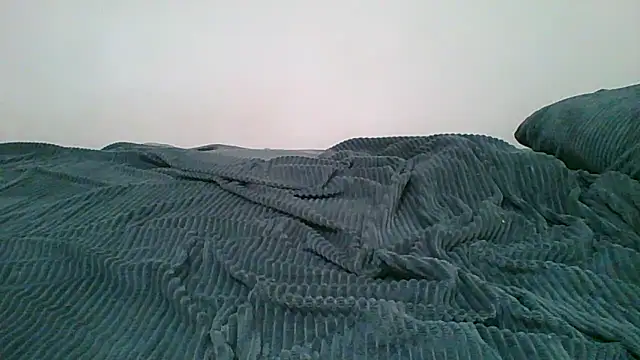 Emma 99 online show from April 5, 12:26 pm