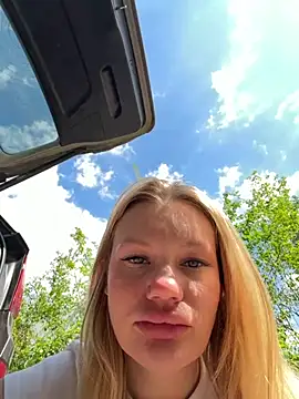 justmilaa online show from April 23, 12:23 pm