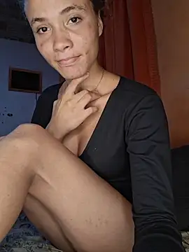 HelenHoltz online show from April 6, 4:46 am