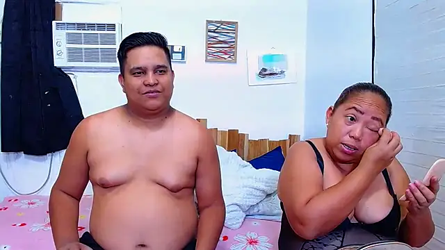 lucasandSofi online show from February 8, 2:04 am