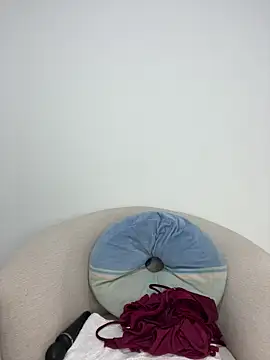 Julie Markk online show from July 24, 11:44 pm