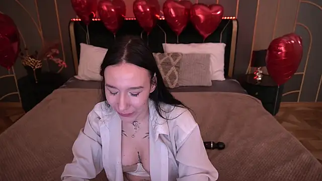 NikkiGoldSide online show from February 11, 12:36 am