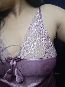 Nisha027 online show from June 30, 12:43 am