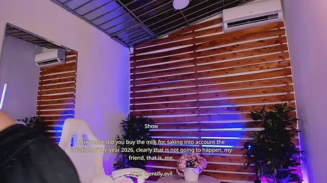 Sapphire Venuss online show from April 15, 2:23 am