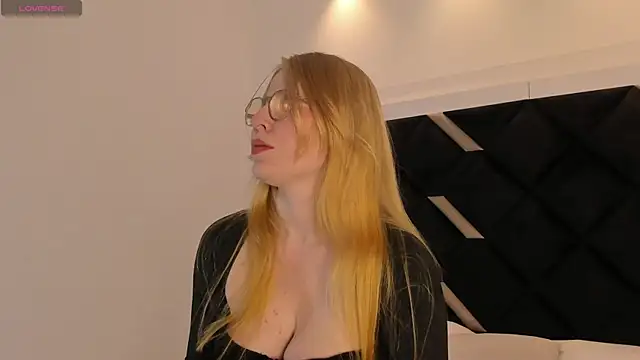 Alexa Handler online show from March 19, 8:35 pm