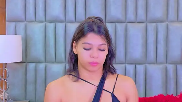 TiaraRosse online show from March 23, 12:00 pm