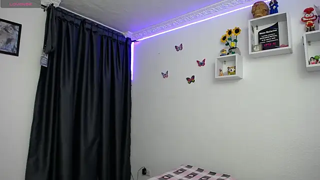 Soffy-brooks online show from April 14, 5:29 am