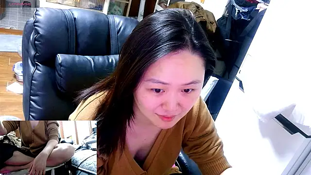 rami0428 online show from January 31, 7:11 pm