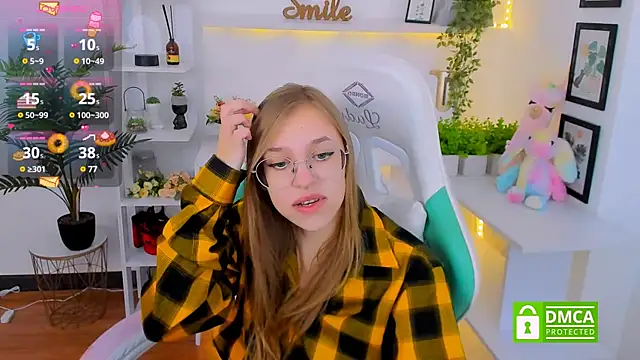 LayriantaVee online show from December 2, 7:10 am