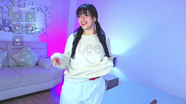 Eliie Ruizz online show from March 4, 4:19 am