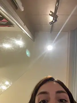 Spoiiiled online show from April 5, 7:02 pm