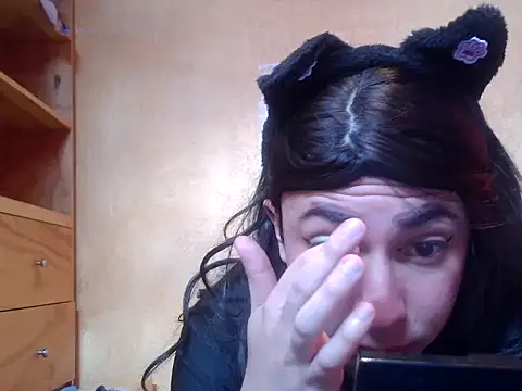 Yasmin Paez99 online show from January 17, 6:59 pm