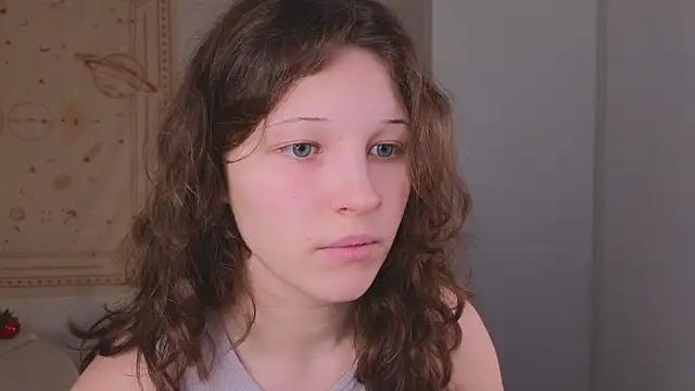 lea belle  online show from December 18, 9:41 pm