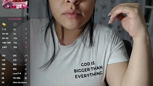 LexieGreym online show from March 19, 4:50 am