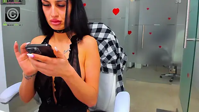 Queenrafaella online show from March 13, 5:09 am