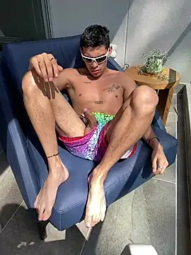 dantedesirexx online show from February 5, 7:06 pm