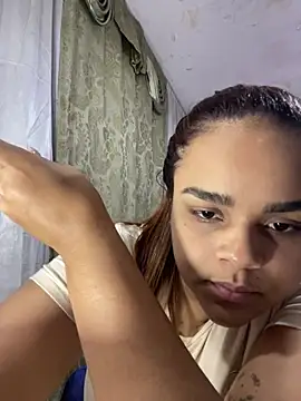 Evabigass online show from April 10, 8:59 pm