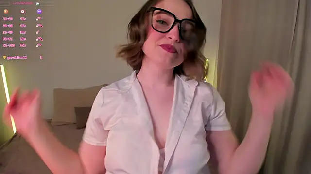 alysia storm online show from April 27, 8:50 pm